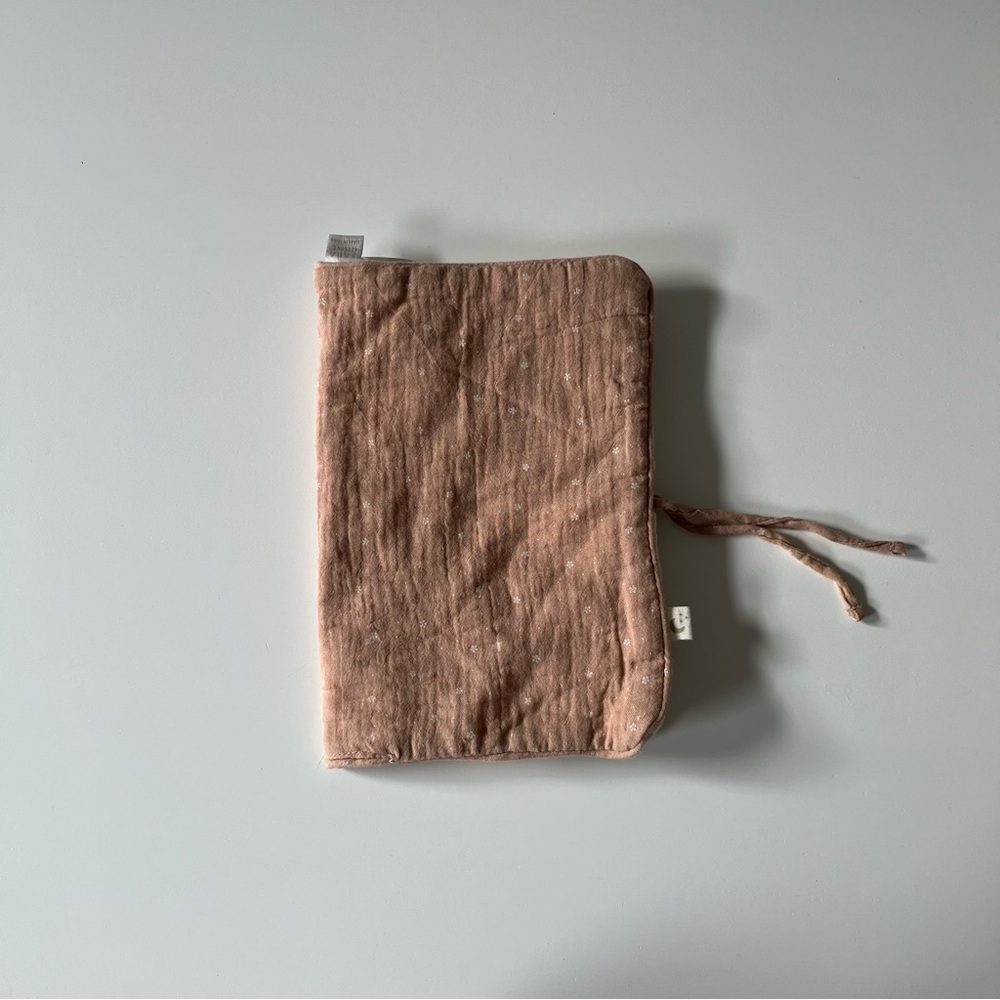 Zara Wipes Cover